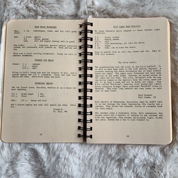Stories and recipes of the Great Depression 1930’s Revised In 1986 First Edition - Picture 3 of 8